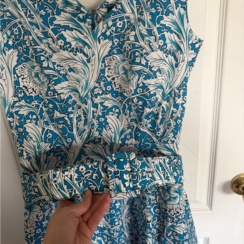 SAMANTHA SUNG Amanda Blue Floral Dress - Picture 10 of 10